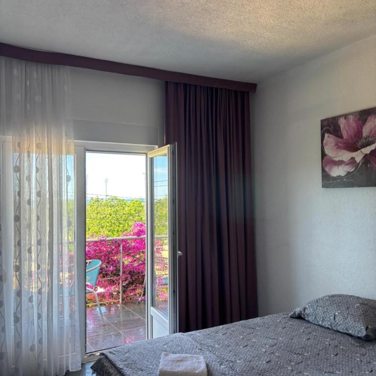 Villa Cherry - Apartman sa 2 Spavaće Sobe i Pogledom na More - 1
