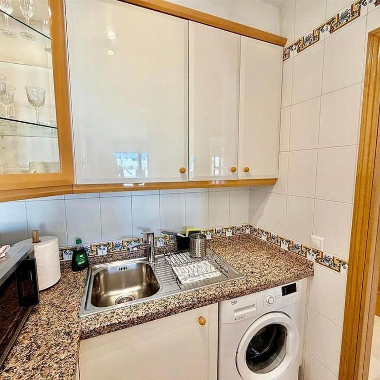 Apartamento Marbella centro - Appartamento con 1 Camera da Letto e Balcone - 2