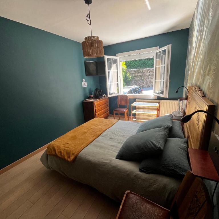 Chez Amélie - Chambre Double avec Salle de Bains Privative - 3