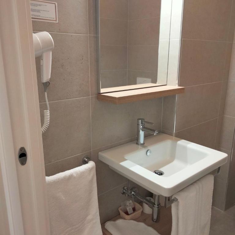 Hotel Stiefel - Habitación Individual con balcón - 11