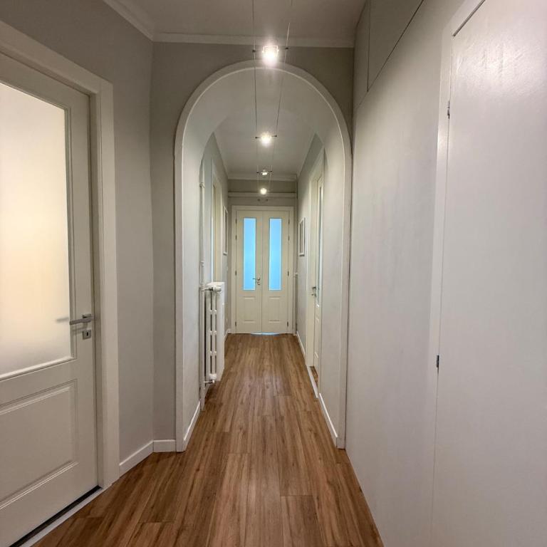 5 min from the center, Elevator , 4 guests, Airport - Appartement 1 Chambre - 4