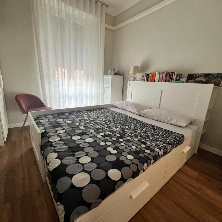 5 min from the center, Elevator , 4 guests, Airport - Appartement 1 Chambre - 6