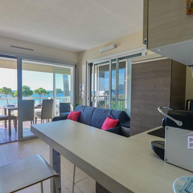 Breathtaking view of the big blue - Appartement - 6