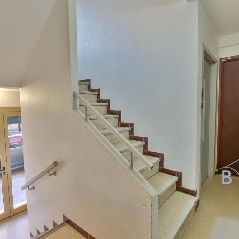 Walking distance from the old town and the sea - Apartment - 14