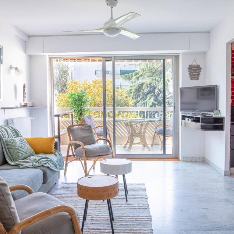 Rue d'Antibes Cannes Bright apartment with terrace - Apartamento - 1