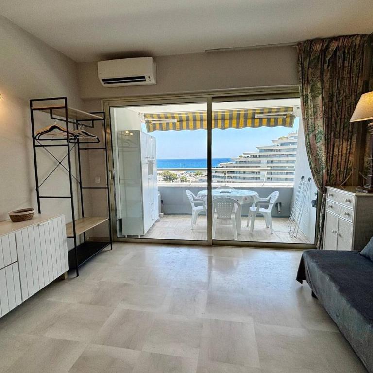 Lovely studio in Marina Baie des Anges - Appartement - 20