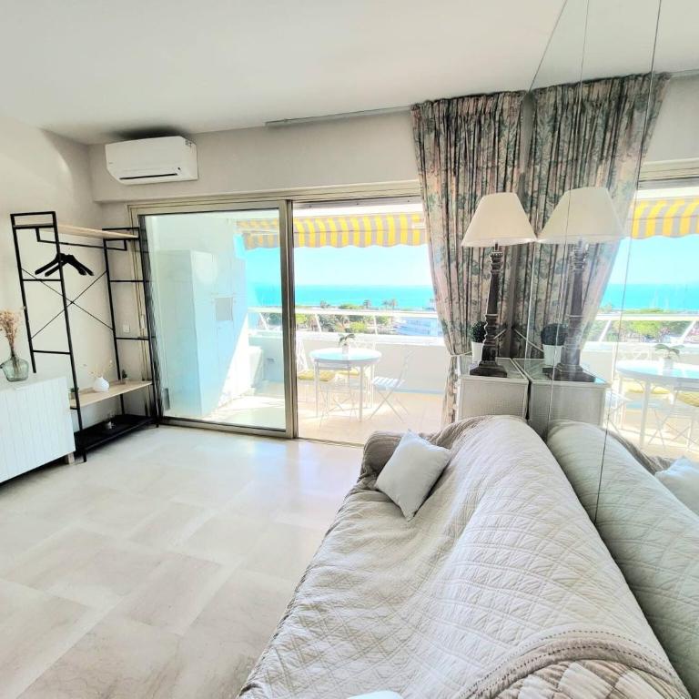 Lovely studio in Marina Baie des Anges - Appartement - 38