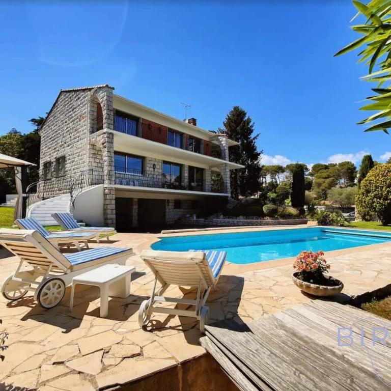 Magnificent residence with swimming pool and garden in Mougins - Villa - 1