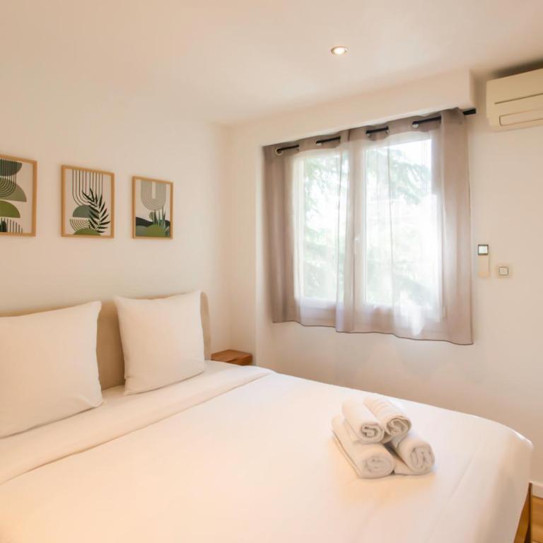 A4 Staywiz us-2P Au coeur de Juan les Pins 5min Mer - AC Balcon - Appartement - 14