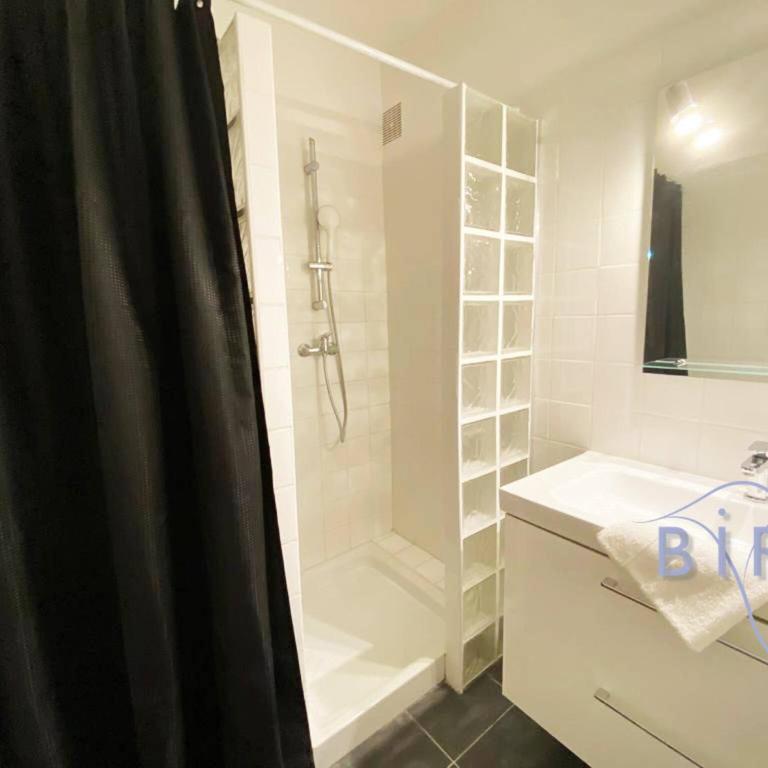 Bright flat near to the beach & harbor - Appartement 1 Chambre - 10