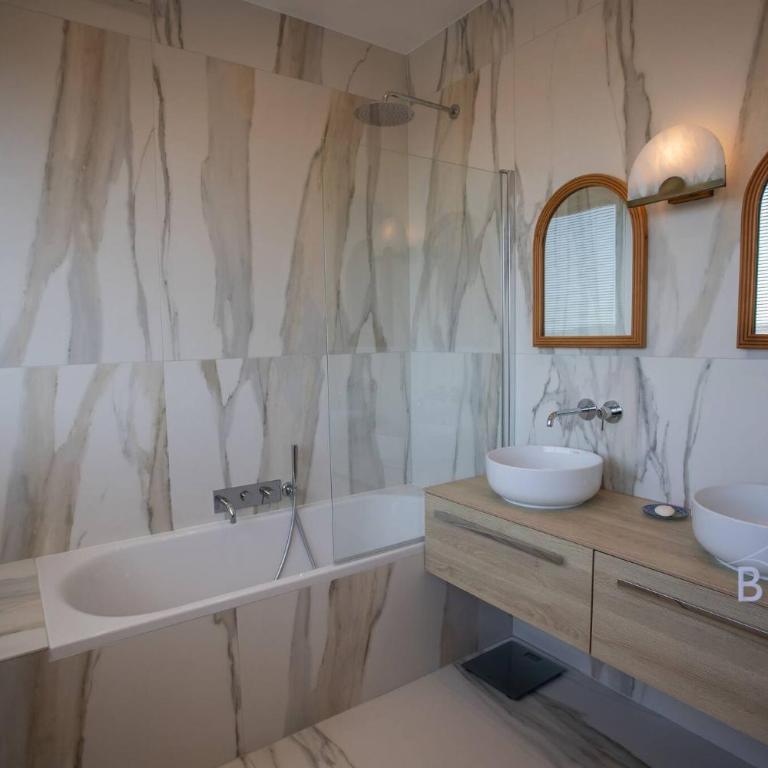 Smart flat in Antibes sea view AC parking and pool - Apartment - 13