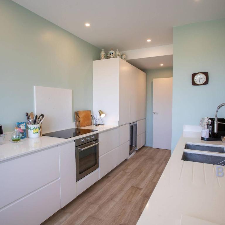 Smart flat in Antibes sea view AC parking and pool - Apartment - 20