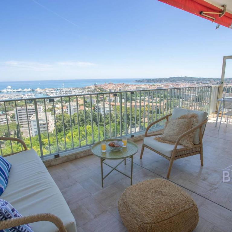 Smart flat in Antibes sea view AC parking and pool - Apartment - 25