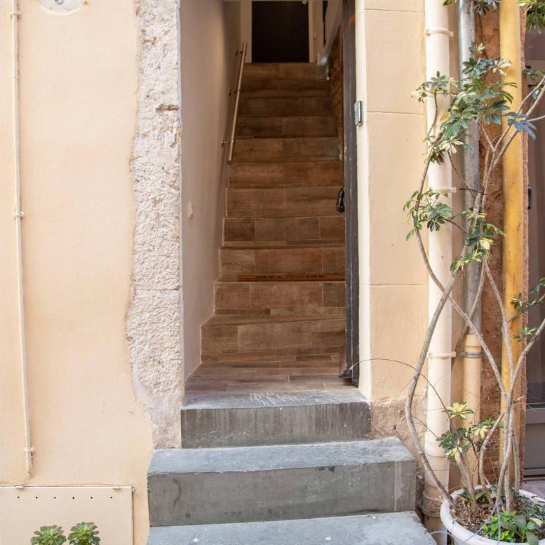Charming town house in the heart of Suquet - Maison de Vacances - 17