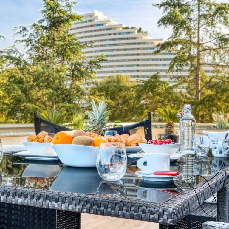 Ideal two-room apartment with a large terrace and parking - Apartment - 4