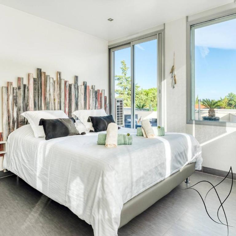 Ideal two-room apartment with a large terrace and parking - Apartment - 12