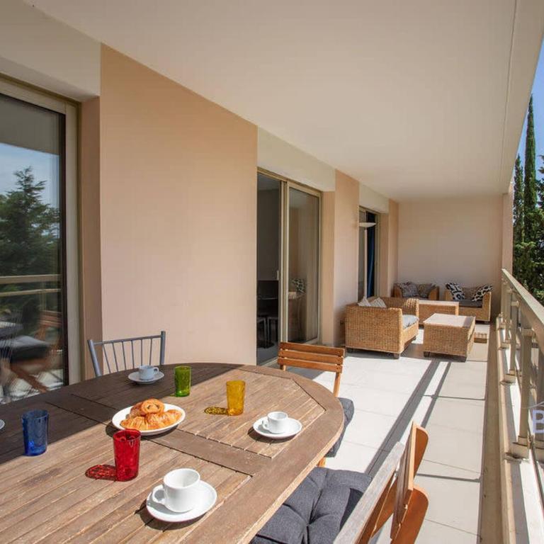 Beautiful apartment on the edge of the golf course - Apartment - 10
