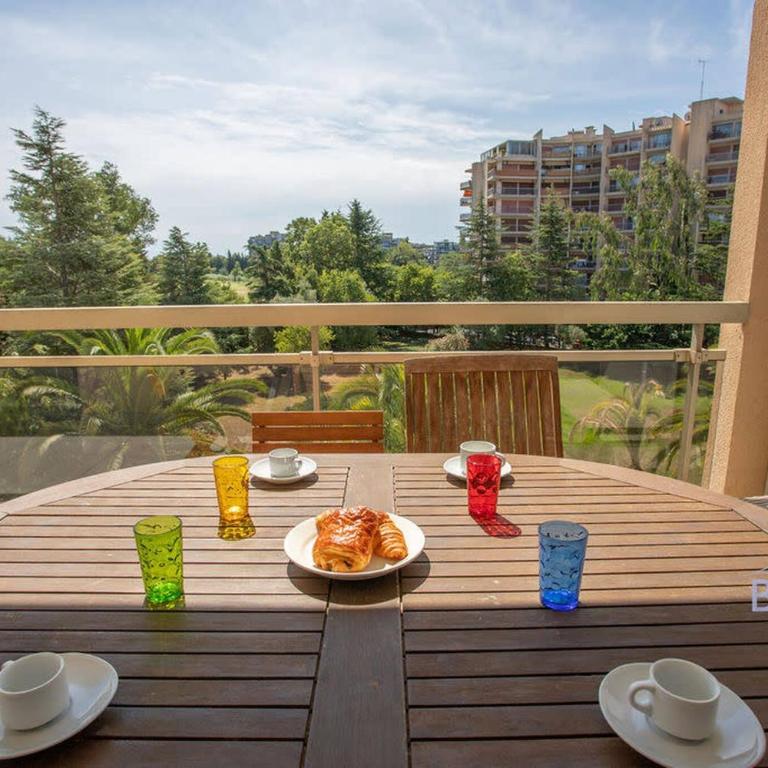 Beautiful apartment on the edge of the golf course - Apartment - 9