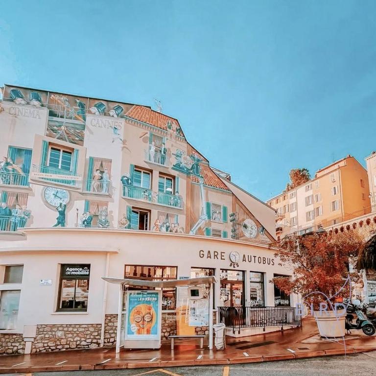 Cozy renovated apartment with sea view - Apartment - 28