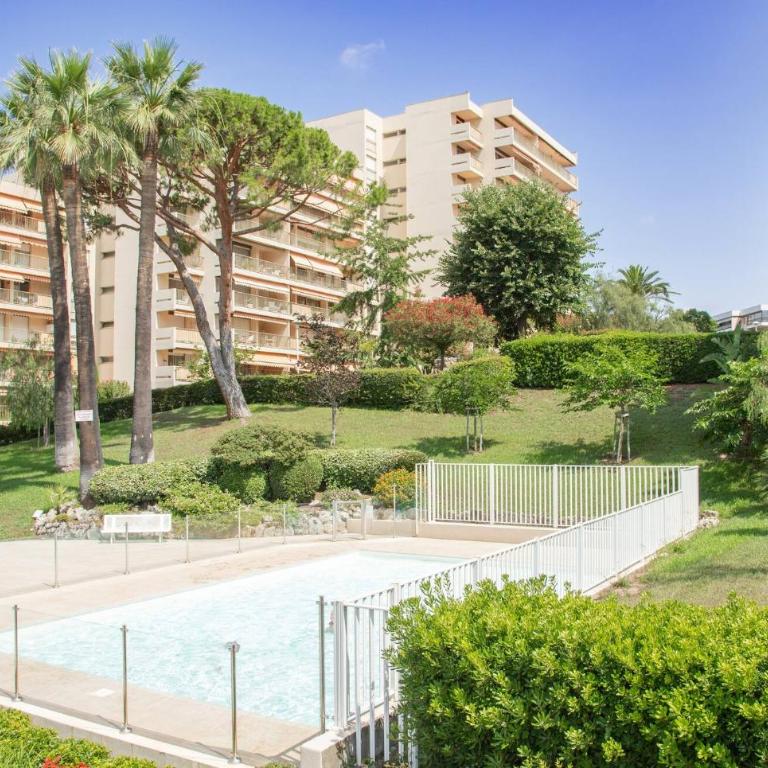 Nice flat with hot pool - Studio - 18