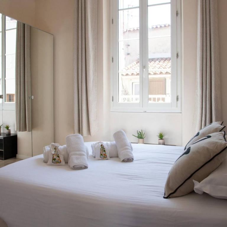 Charmant T2 lumineux au cœur du Vieil Antibes Place Nationale - Appartement - 11