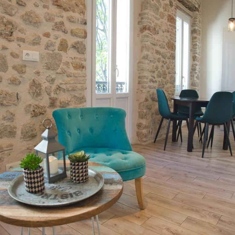 Charmant T2 lumineux au cœur du Vieil Antibes Place Nationale - Appartement - 16
