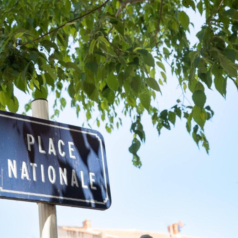 Charmant T2 lumineux au cœur du Vieil Antibes Place Nationale - Appartement - 14