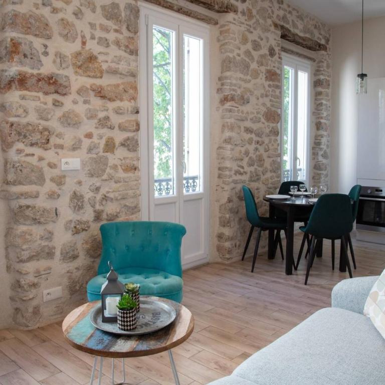Charmant T2 lumineux au cœur du Vieil Antibes Place Nationale - Appartement - 19