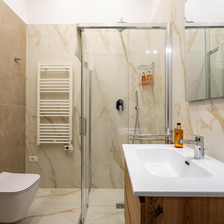 Stylish Florence Retreat 2 Min to Campo di Marte - One-Bedroom Apartment - 4