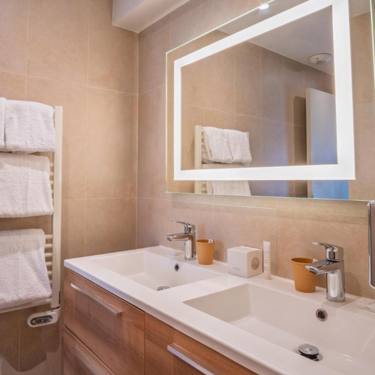 Hotel Frochot Montmartre - Chambre Double Deluxe - 4