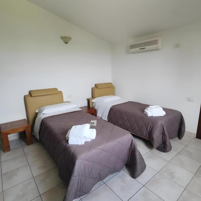 Villa Ristòries - Habitación Cuádruple con ducha - 8