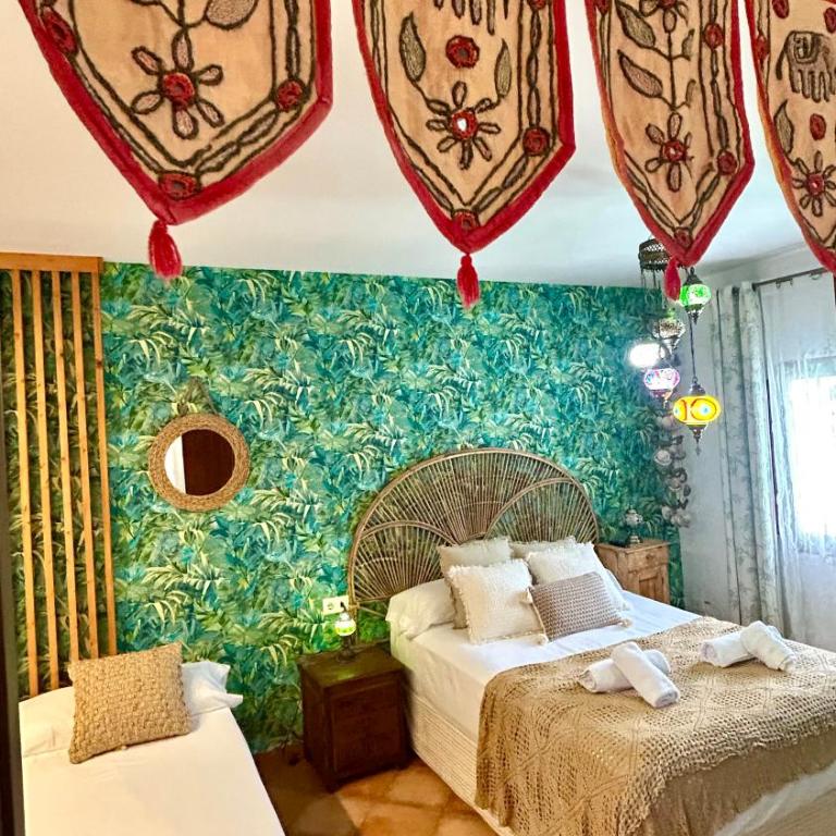 GATU Villa Lurberri, piscina privada, Parking, jardines -Mayores de 25 años y familias " - Casa con 4 camere da letto - 8