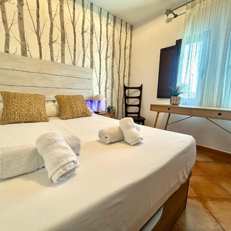 GATU Villa Lurberri, piscina privada, Parking, jardines -Mayores de 25 años y familias " - Casa con 4 camere da letto - 33