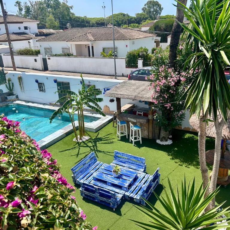 GATU Villa Lurberri, piscina privada, Parking, jardines -Mayores de 25 años y familias " - Casa con 4 camere da letto - 74