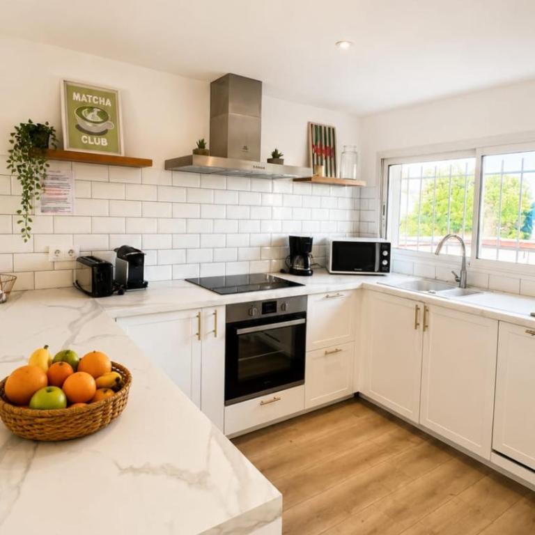 Magnifique appartement proche de la plage vue mer - Appartement - 10