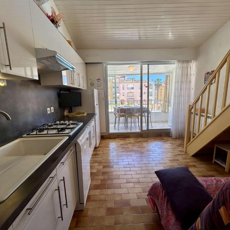 Appartement - studio mezzanine cabine - 4 couchages - CAP D'AGDE CT950-230 - Apartment mit Poolblick - 4