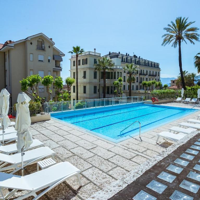 Elegant apartment with pool and garage - Bordighera - Apartamento de 2 dormitorios - 3