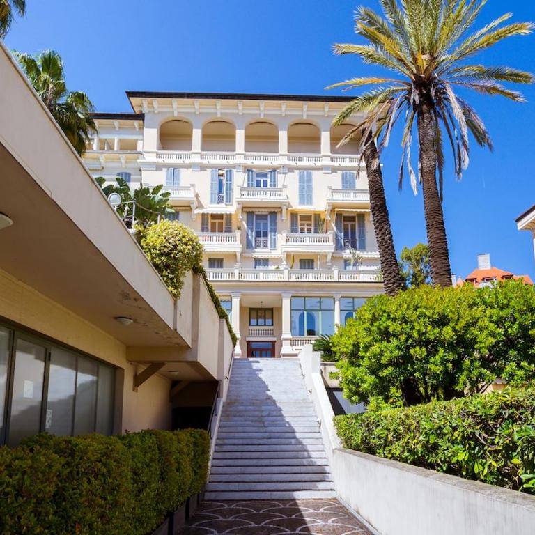 Elegant apartment with pool and garage - Bordighera - Apartamento de 2 dormitorios - 20
