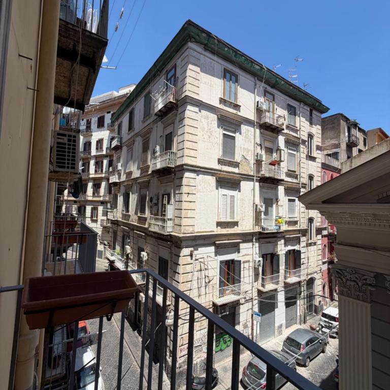 Donna Vicenza Bed & Breakfast - Camera Matrimoniale con Balcone - 1