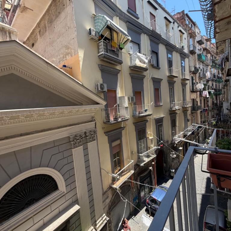 Donna Vicenza Bed & Breakfast - Camera Matrimoniale con Balcone - 4