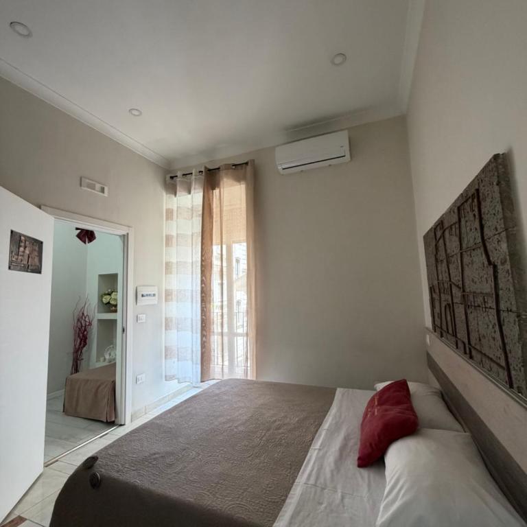 Donna Vicenza Bed & Breakfast - Camera Matrimoniale con Balcone - 1