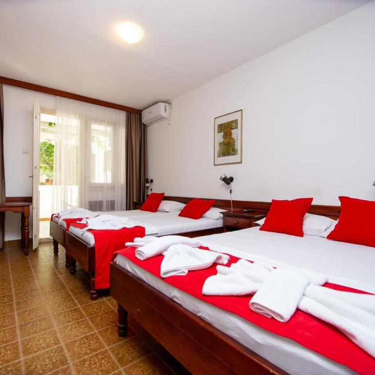 Apartments Palma - Standard Quadruple Room - 1