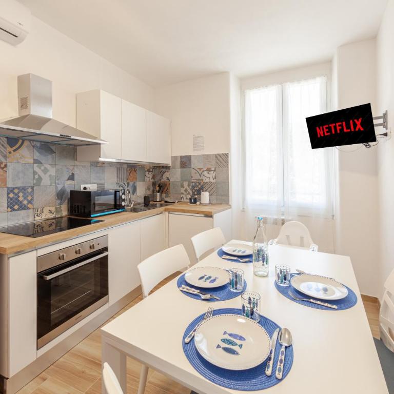La Spezia Holidays Train Station - Appartamento con 2 Camere da Letto - 1
