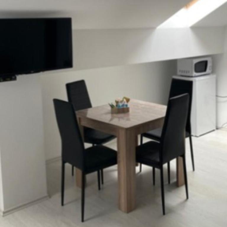 Studio Ema27 - Appartement 1 Chambre - 2