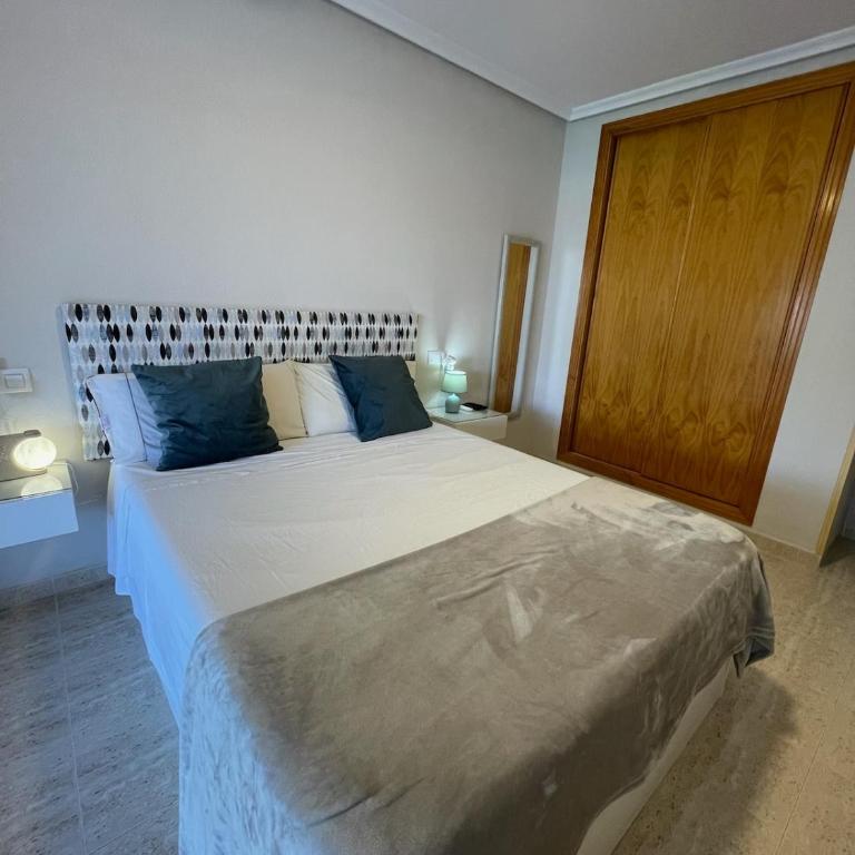 Bungalow with Pool & BBQ - Carabassi Beach 10' - Casa de 2 dormitorios - 17