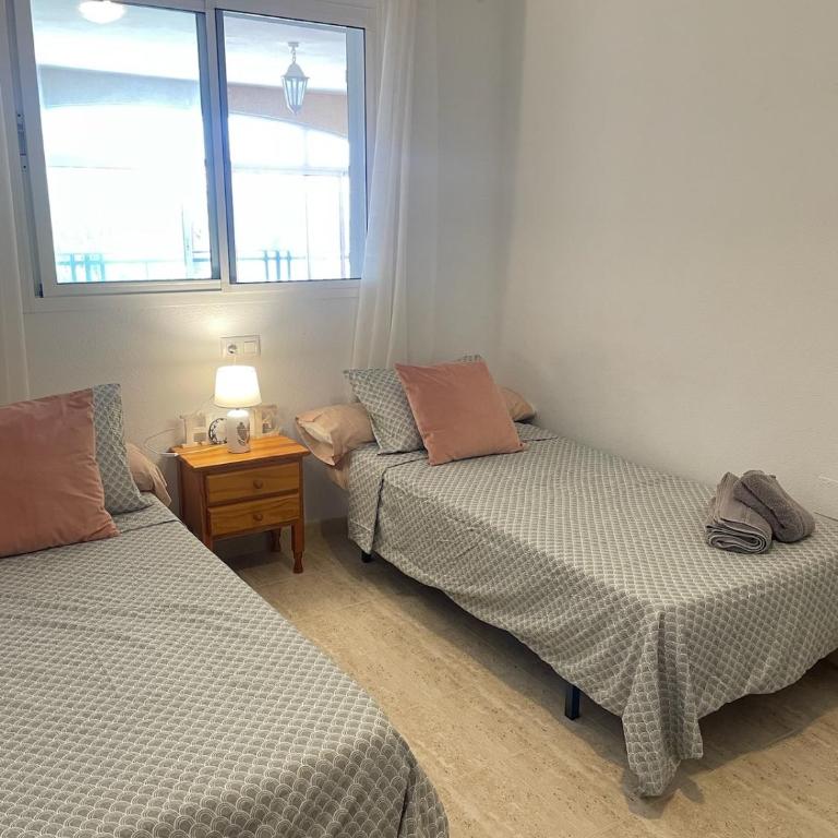 Bungalow with Pool & BBQ - Carabassi Beach 10' - Casa de 2 dormitorios - 18