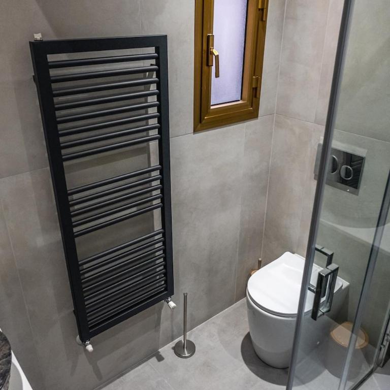 Borgo dei Greci 6 - Appartamento con 2 Camere da Letto - 34