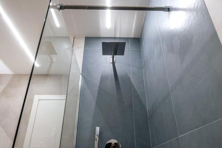Borgo dei Greci 6 - Appartamento con 2 Camere da Letto - 31