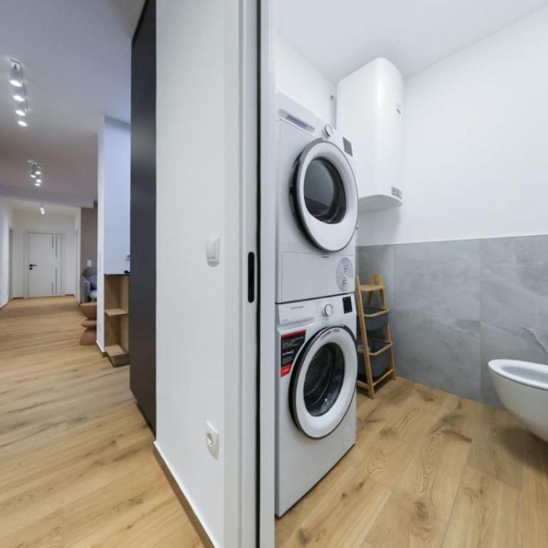 Boutique Apartment Graz Central Station - Two-Bedroom Apartment - 13