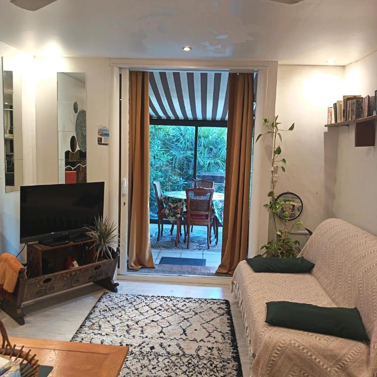 Havre de verdure Antibes Val Claret - Appartement 1 Chambre avec Jardin - 6